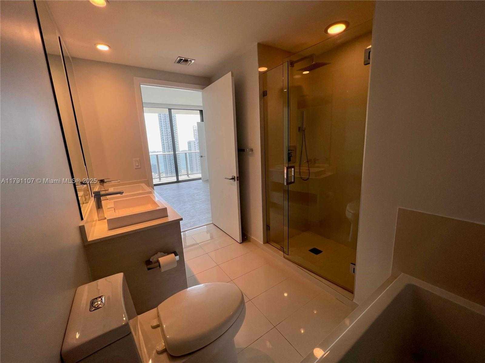 Small Image of 45 SOUTH WEST 9TH ST #3703, Miami Number 16