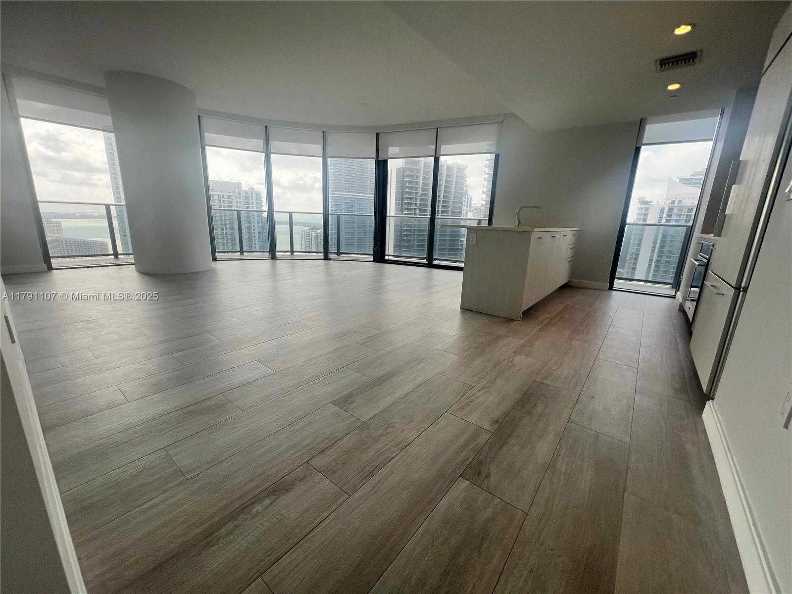 Small Image of 45 SOUTH WEST 9TH ST #3703, Miami Number 2