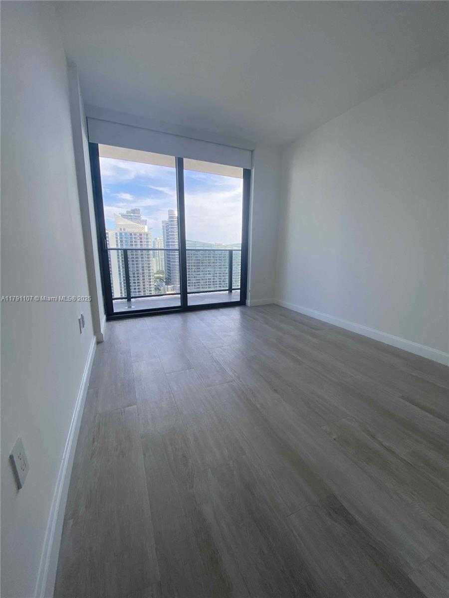 Small Image of 45 SOUTH WEST 9TH ST #3703, Miami Number 25