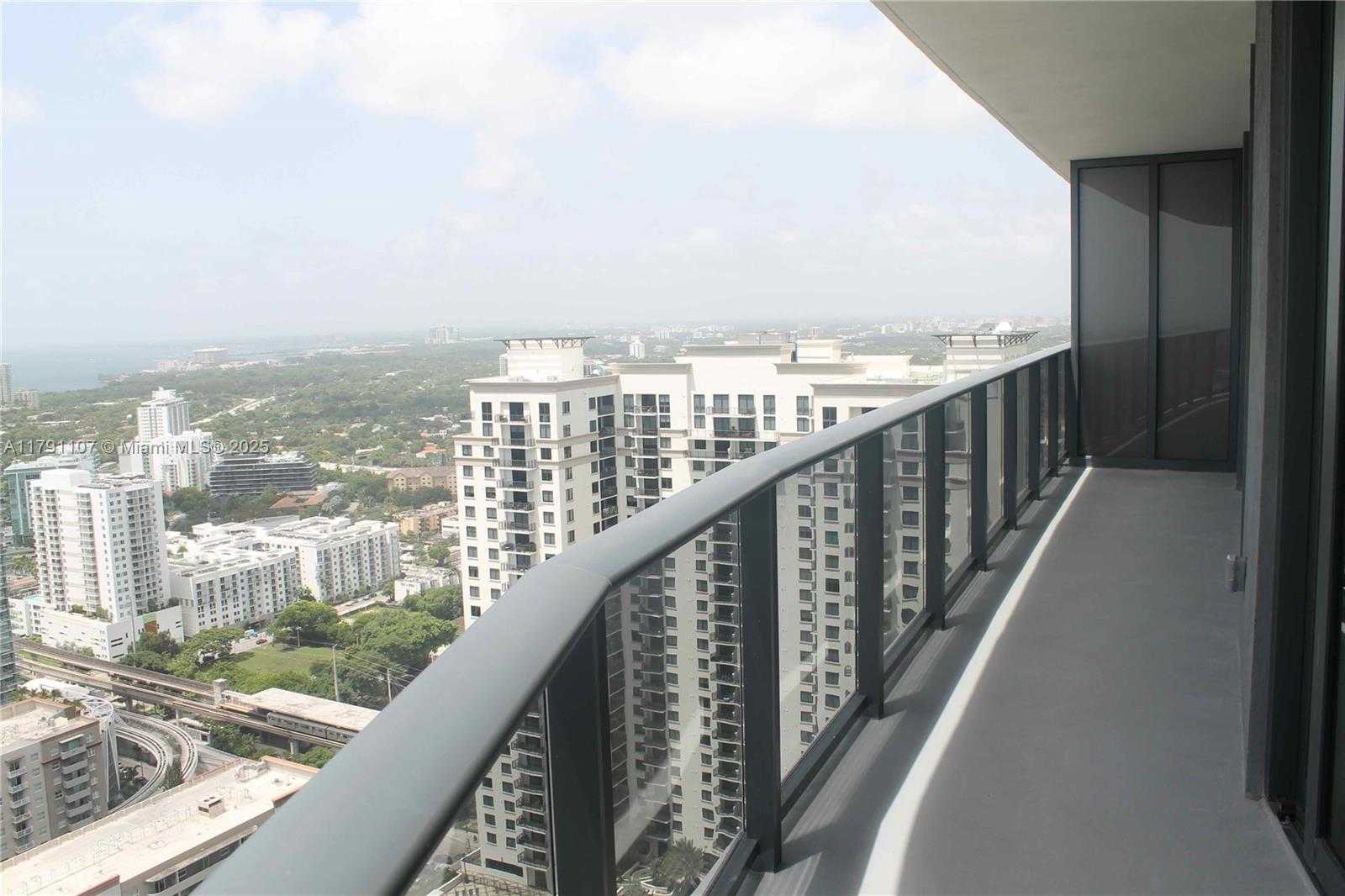 Small Image of 45 SOUTH WEST 9TH ST #3703, Miami Number 43