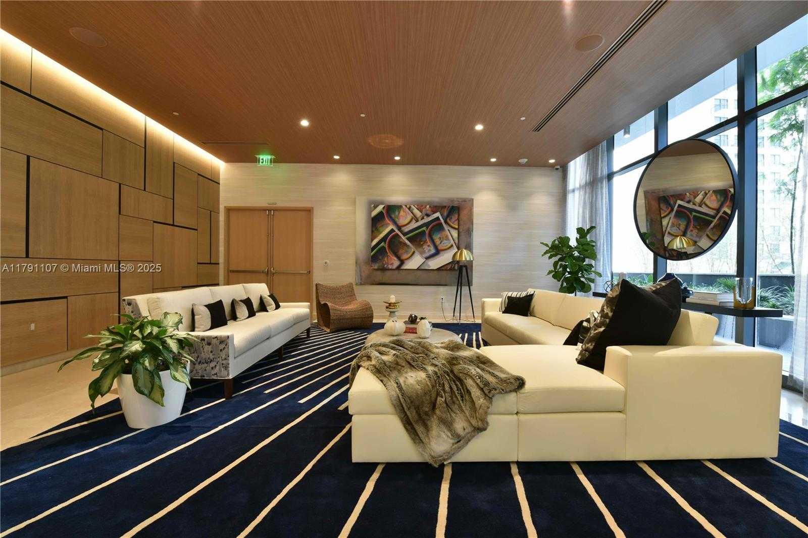 Small Image of 45 SOUTH WEST 9TH ST #3703, Miami Number 47