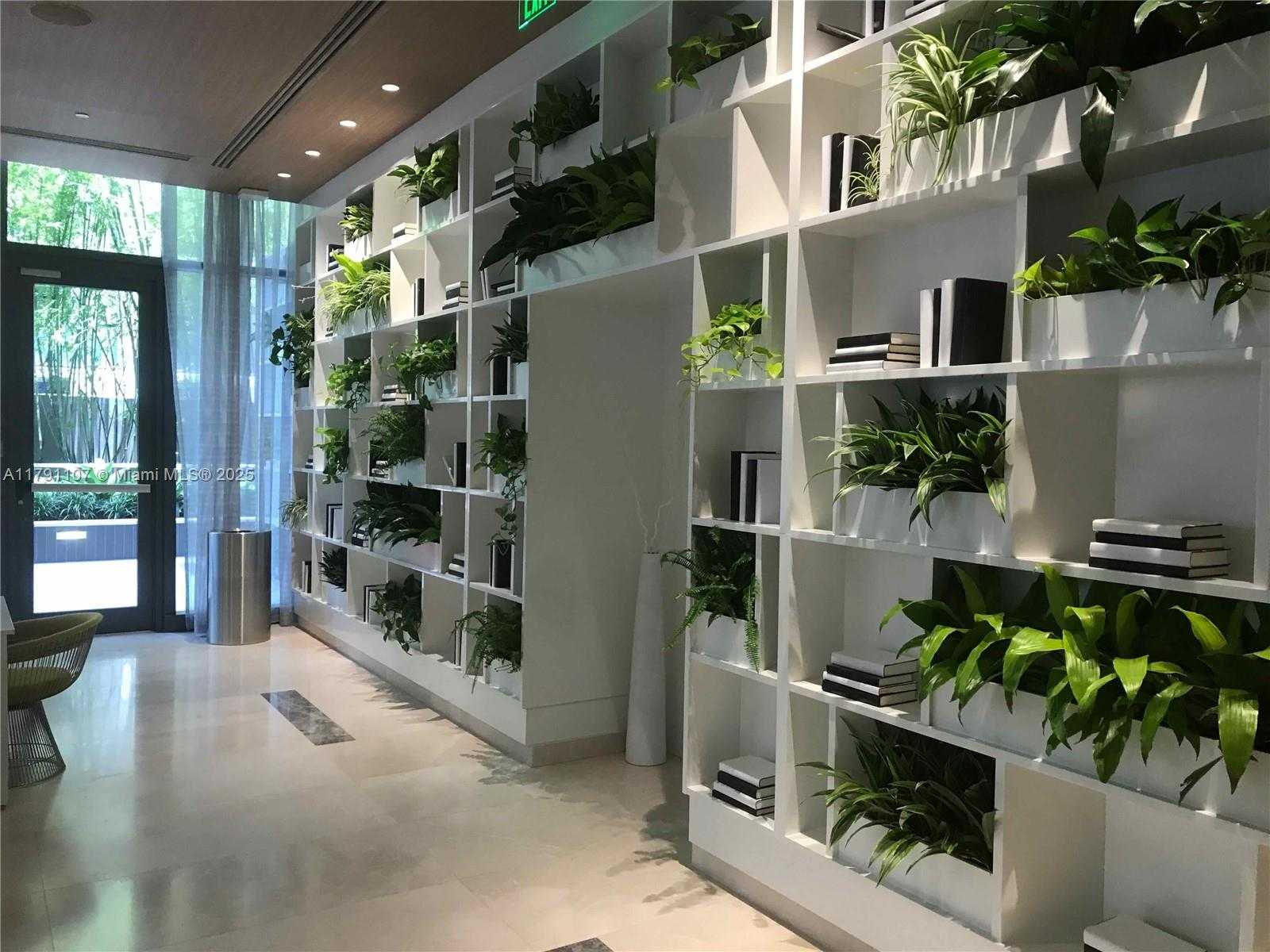 Small Image of 45 SOUTH WEST 9TH ST #3703, Miami Number 49