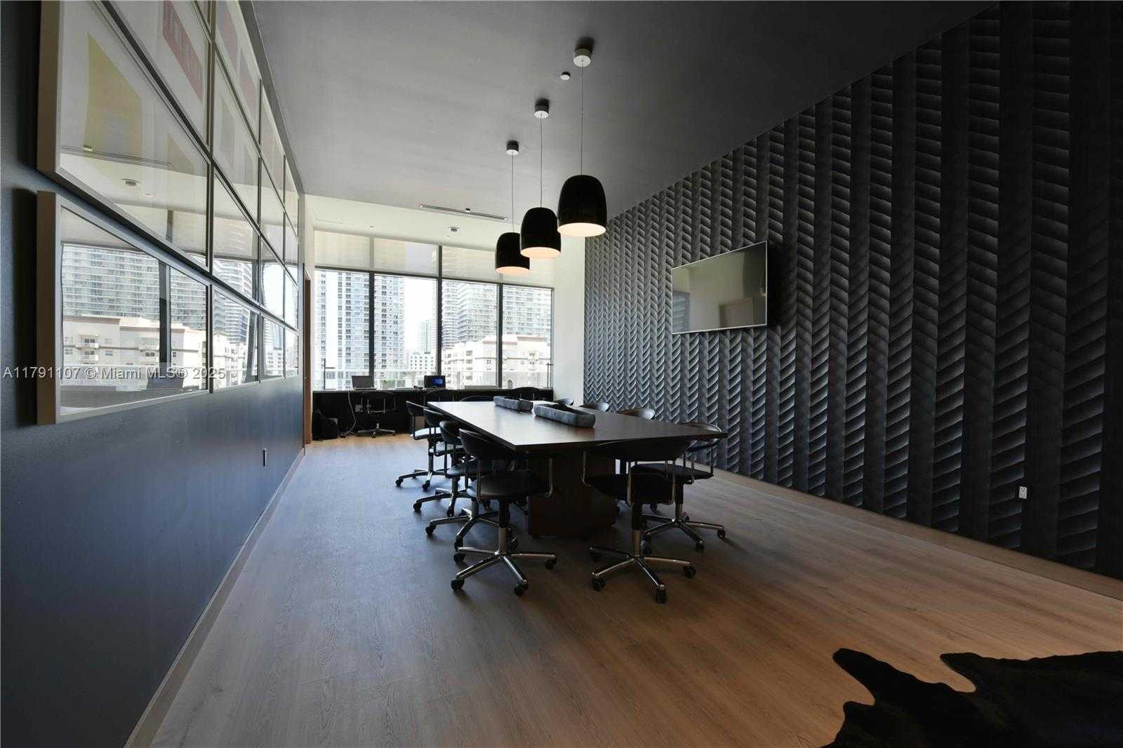 Small Image of 45 SOUTH WEST 9TH ST #3703, Miami Number 52