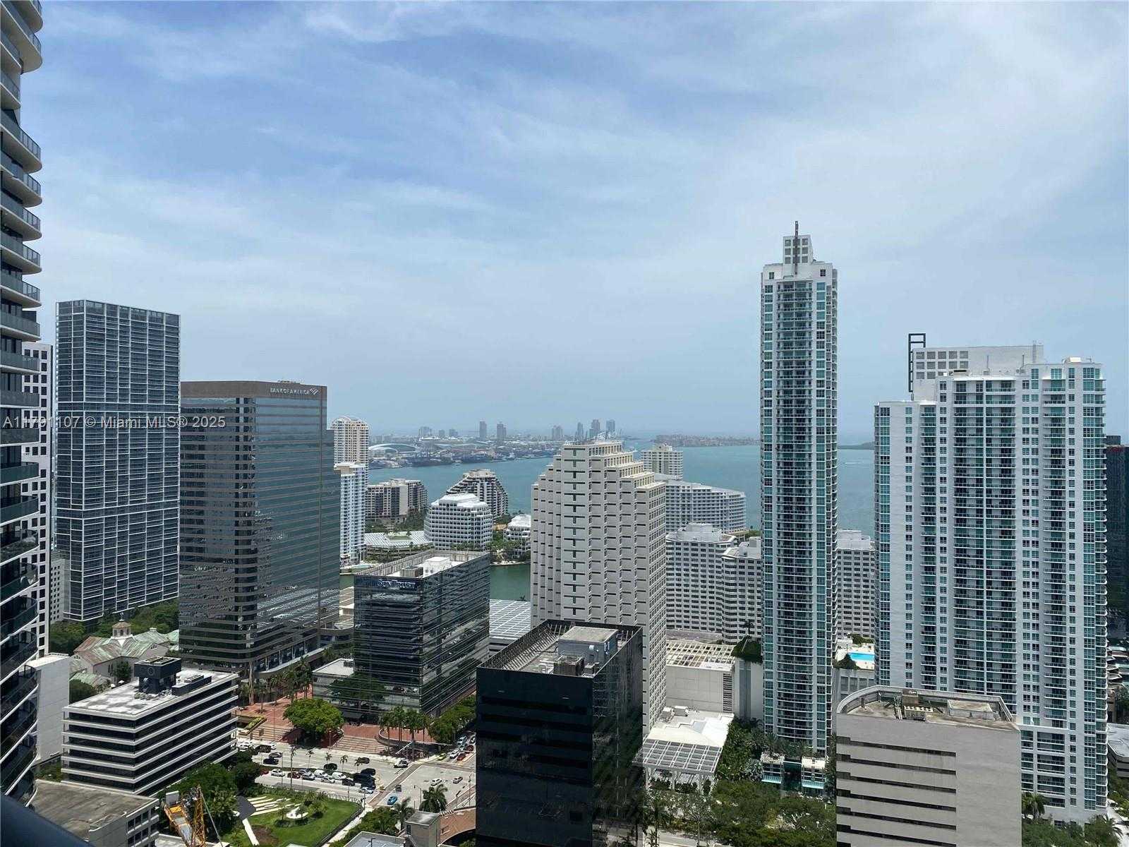 Small Image of 45 SOUTH WEST 9TH ST #3703, Miami Number 63