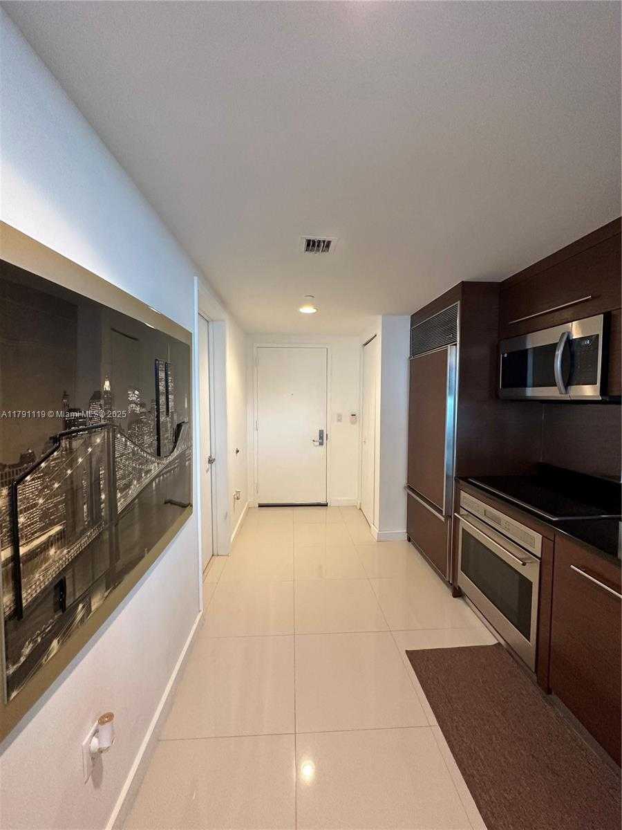 Small Image of 495 BRICKELL AVE #4508, Miami Number 2