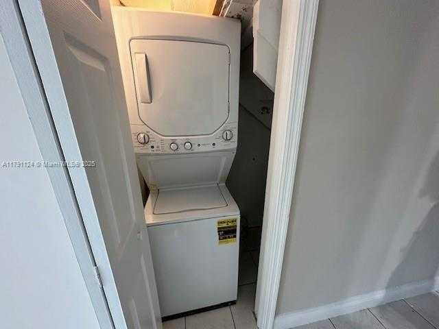 Small Image of 315 NORTH WEST 109TH AVE #211, Miami Number 5