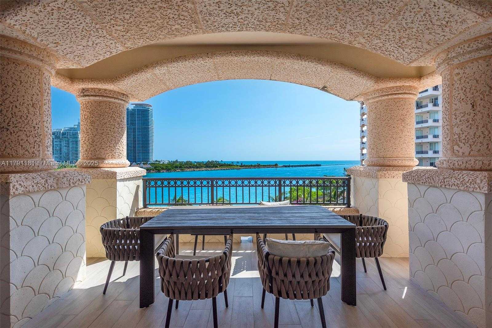 Small Image of 7055 FISHER ISLAND DR #7055, Fisher Island Number 10
