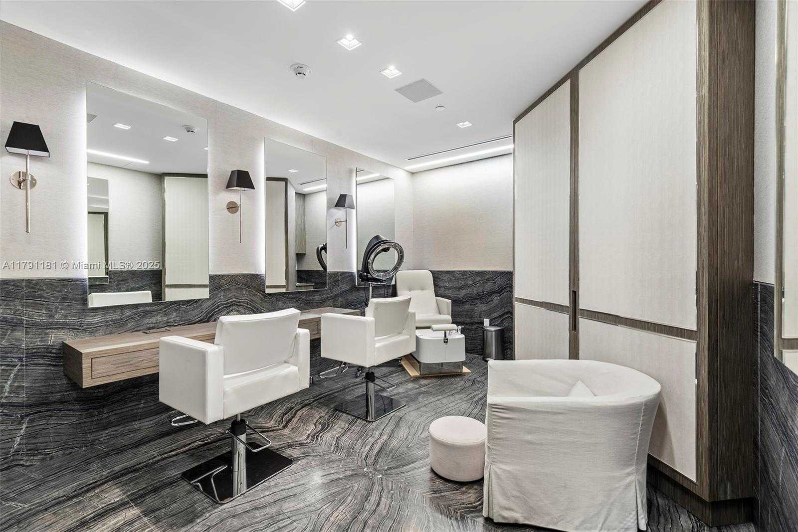 Small Image of 7055 FISHER ISLAND DR #7055, Fisher Island Number 16