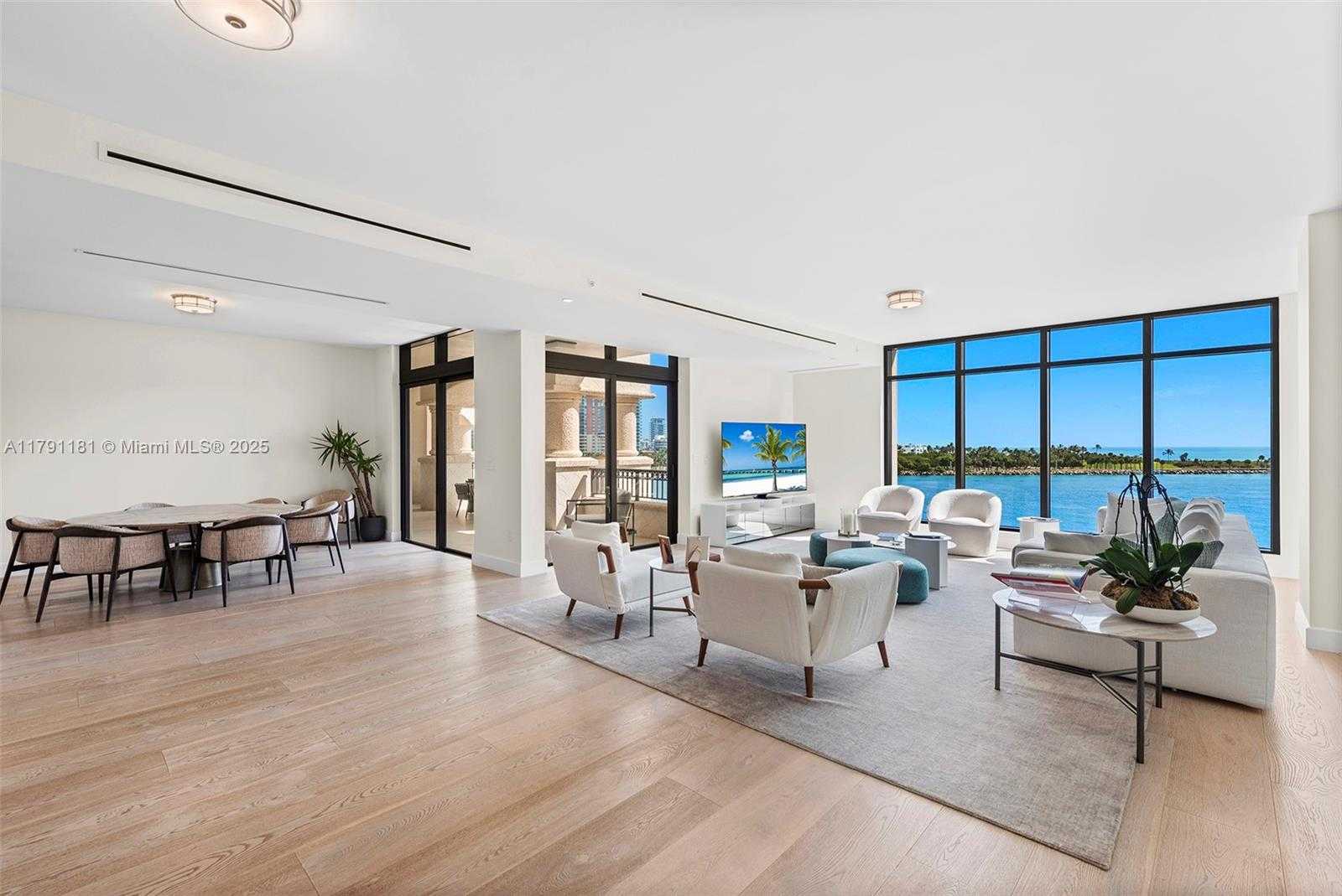 Small Image of 7055 FISHER ISLAND DR #7055, Fisher Island Number 44