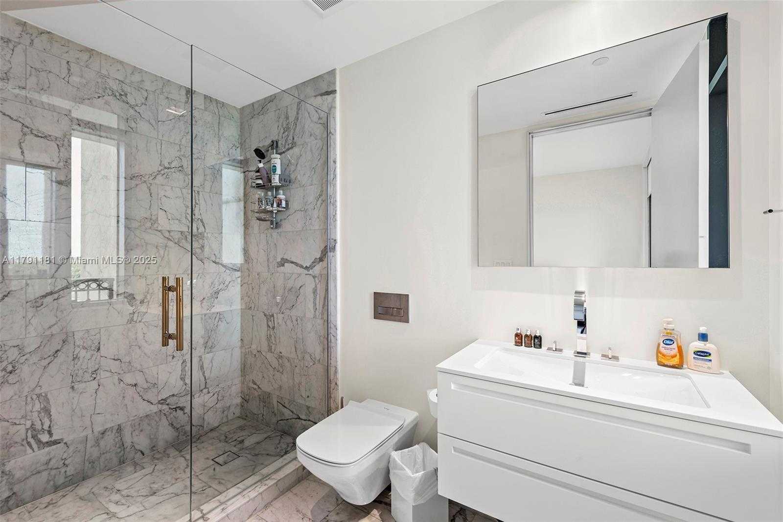 Small Image of 7055 FISHER ISLAND DR #7055, Fisher Island Number 46