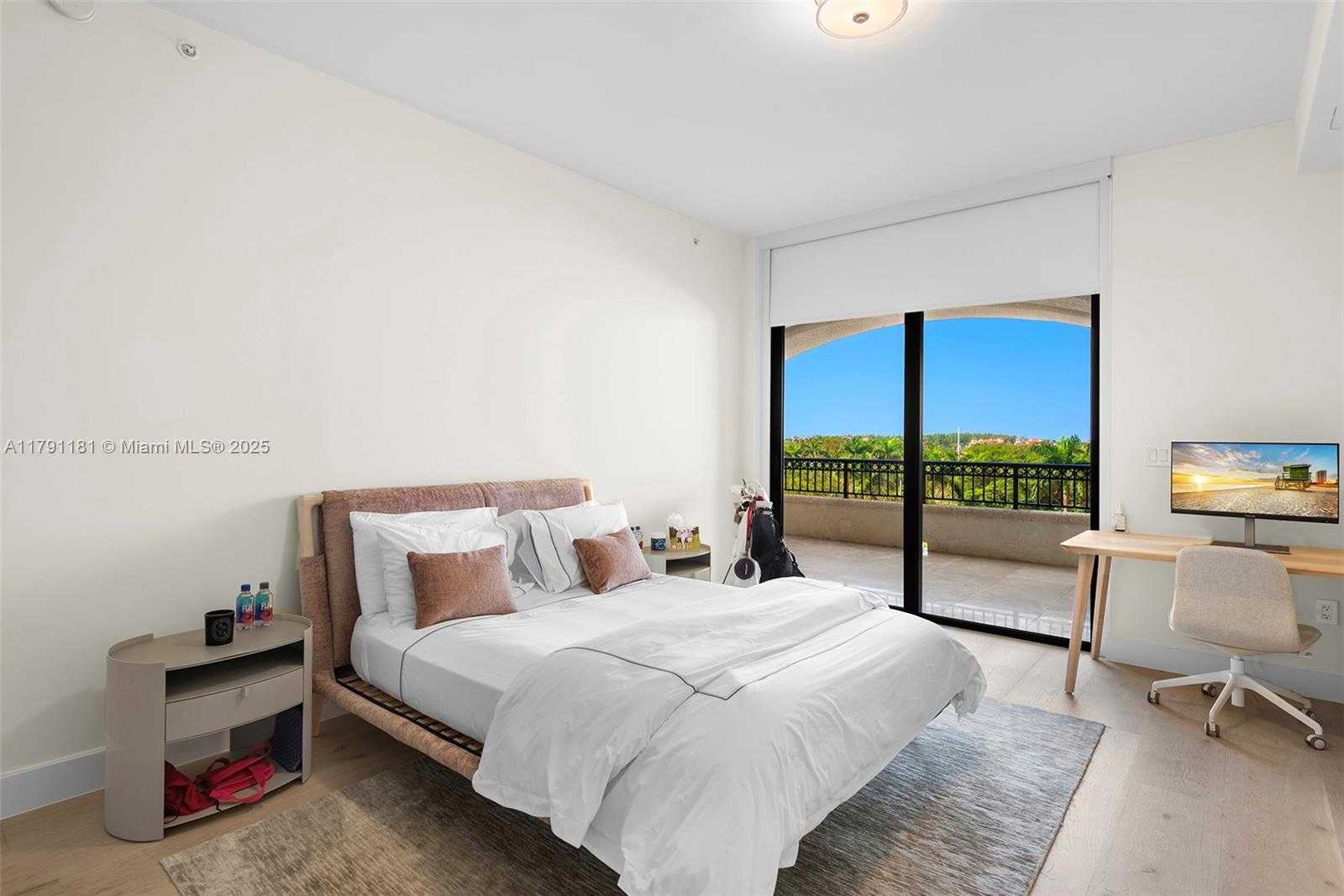 Small Image of 7055 FISHER ISLAND DR #7055, Fisher Island Number 8