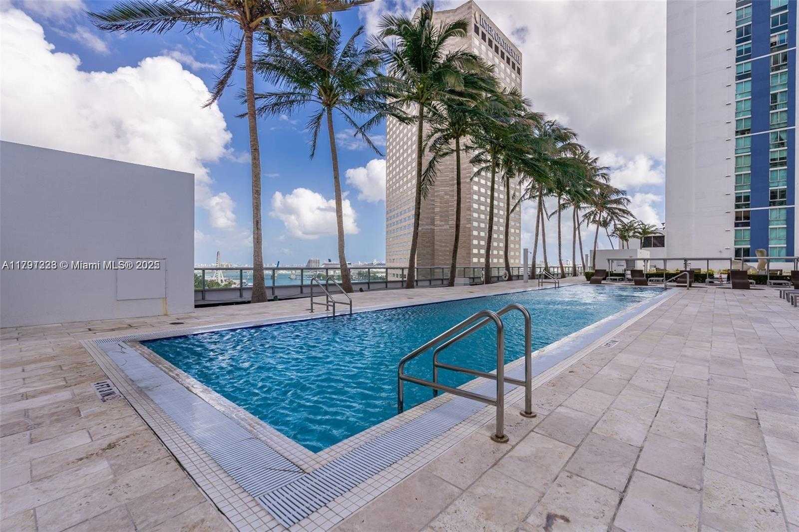 Small Image of 335 SOUTH BISCAYNE BLVD #908, Miami Number 24