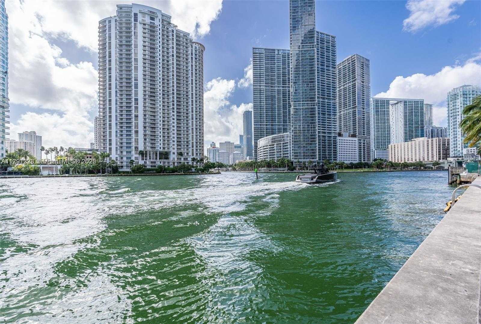 Small Image of 335 SOUTH BISCAYNE BLVD #908, Miami Number 26