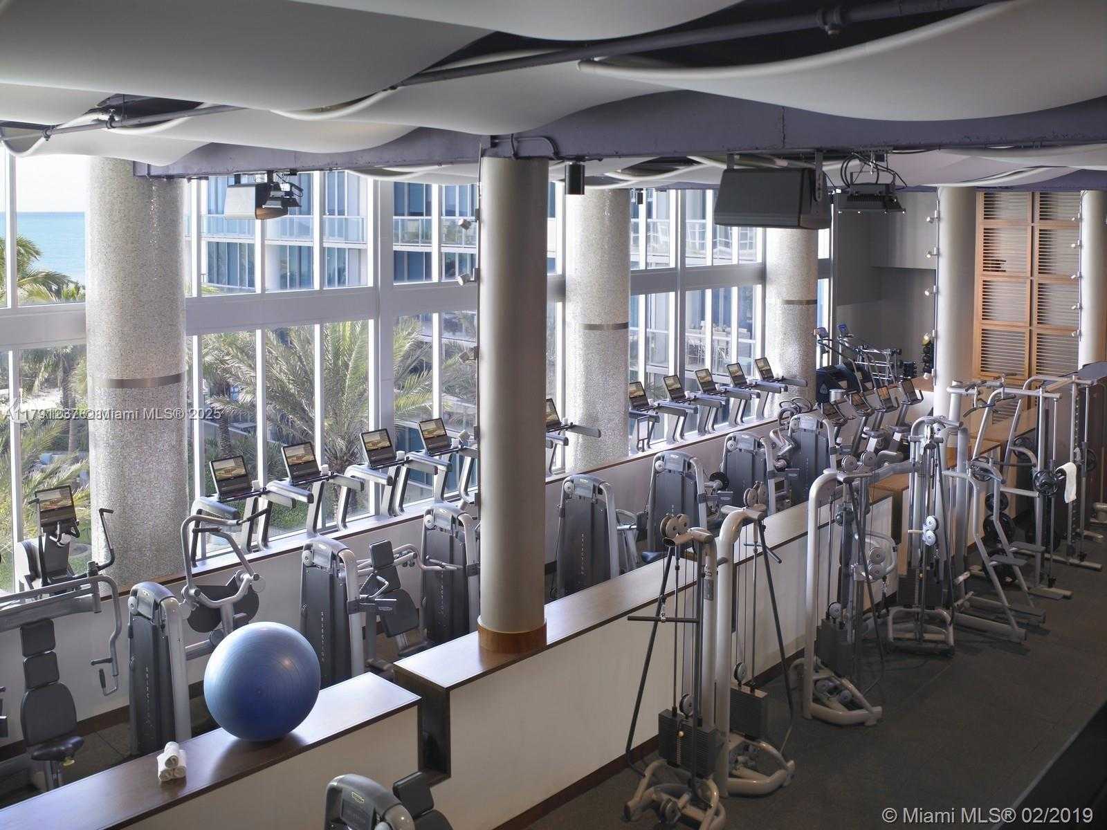 Small Image of 6801 COLLINS AVE #320, Miami Beach Number 8