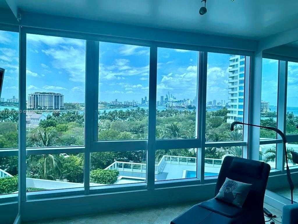 Small Image of 100 SOUTH POINTE DR #604/603, Miami Beach Number 25