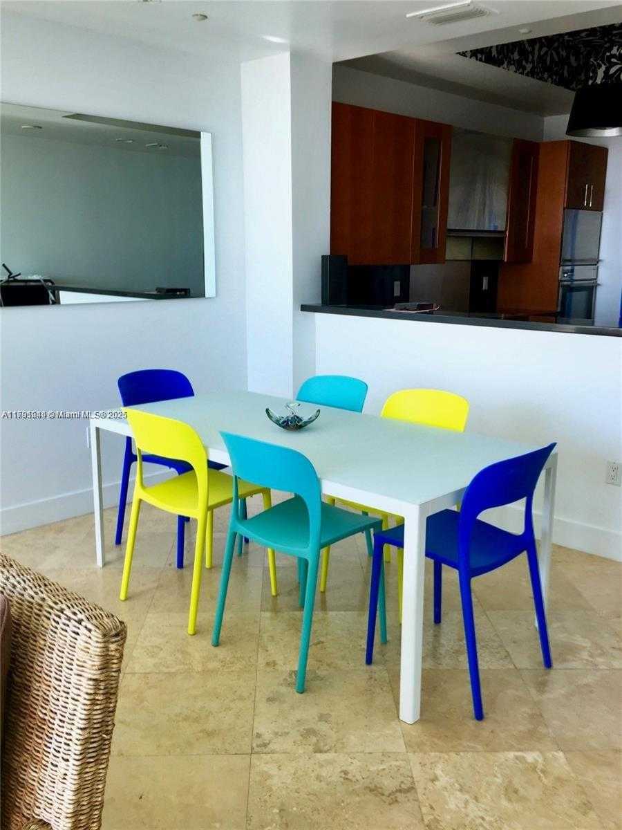 Small Image of 100 SOUTH POINTE DR #604/603, Miami Beach Number 26