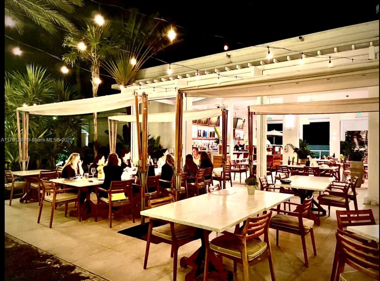 Small Image of 100 SOUTH POINTE DR #604/603, Miami Beach Number 48