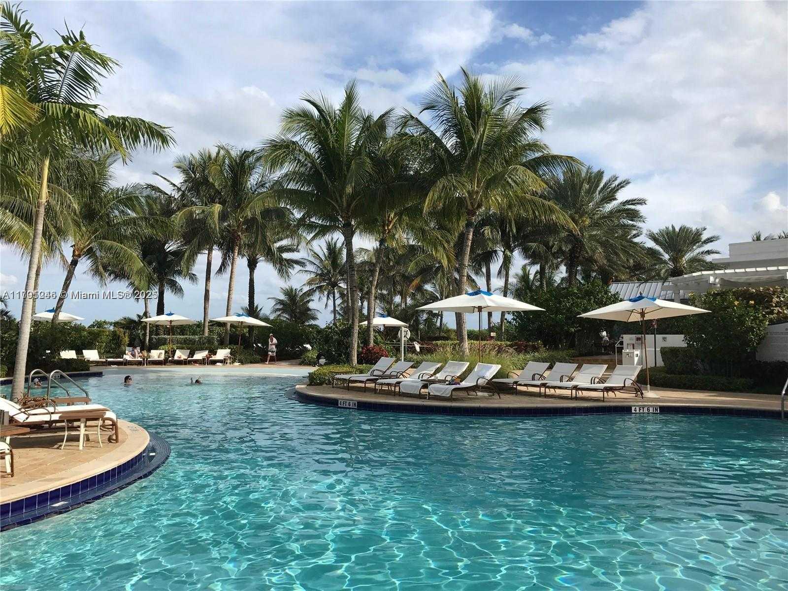 Small Image of 100 SOUTH POINTE DR #604, Miami Beach Number 34