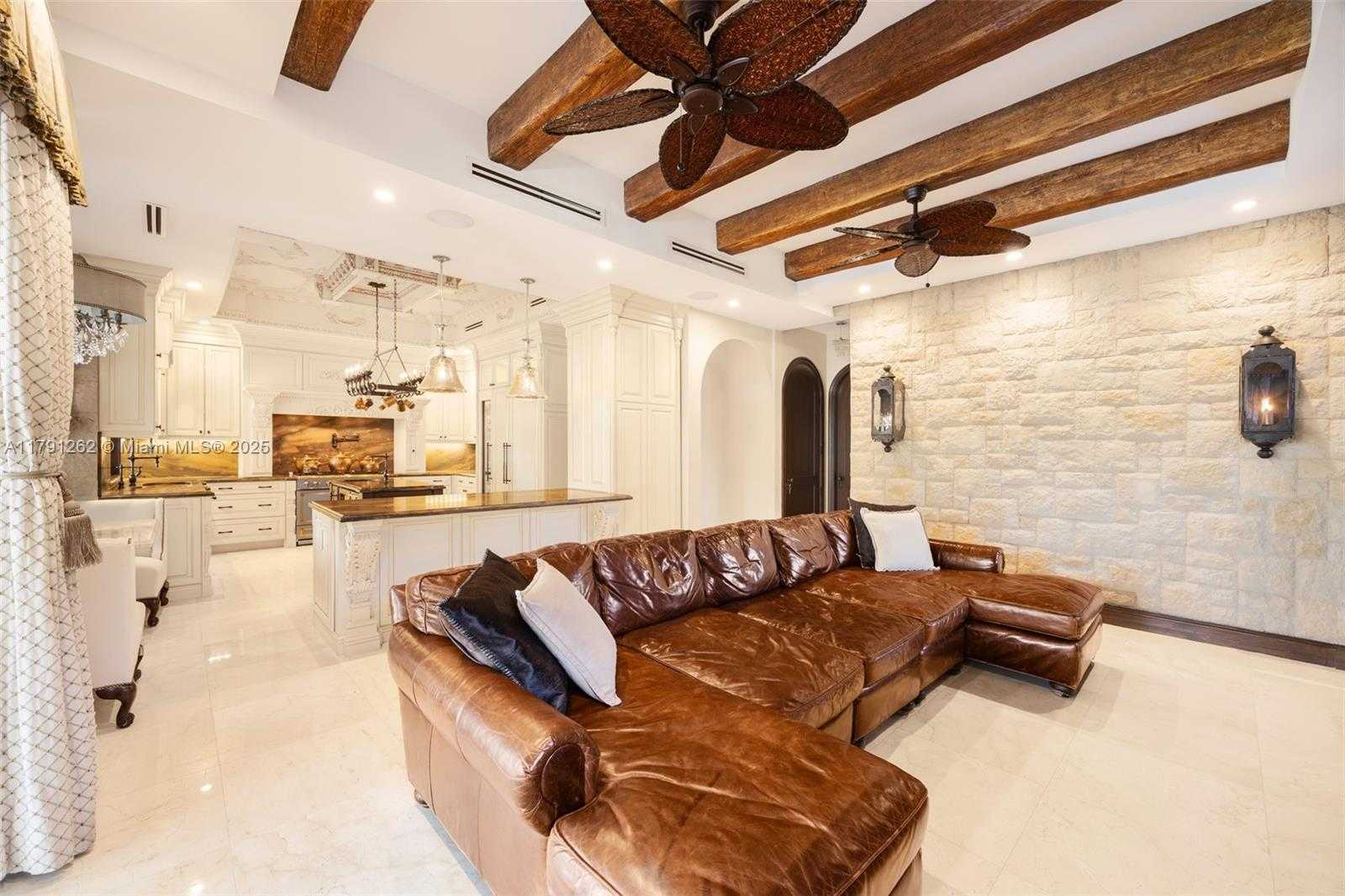 Small Image of 6016 LEONARDO ST, Coral Gables Number 13