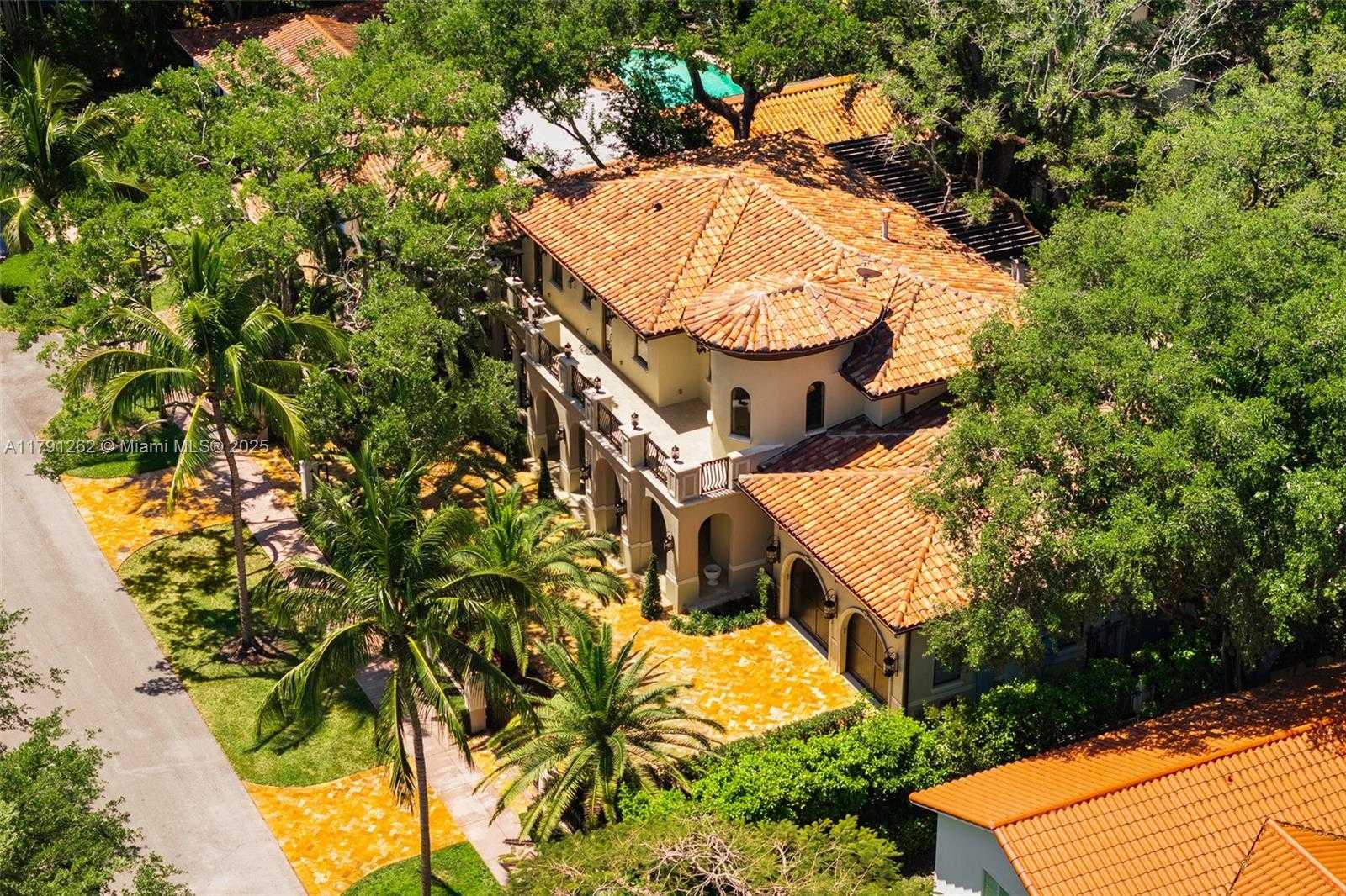 Small Image of 6016 LEONARDO ST, Coral Gables Number 41