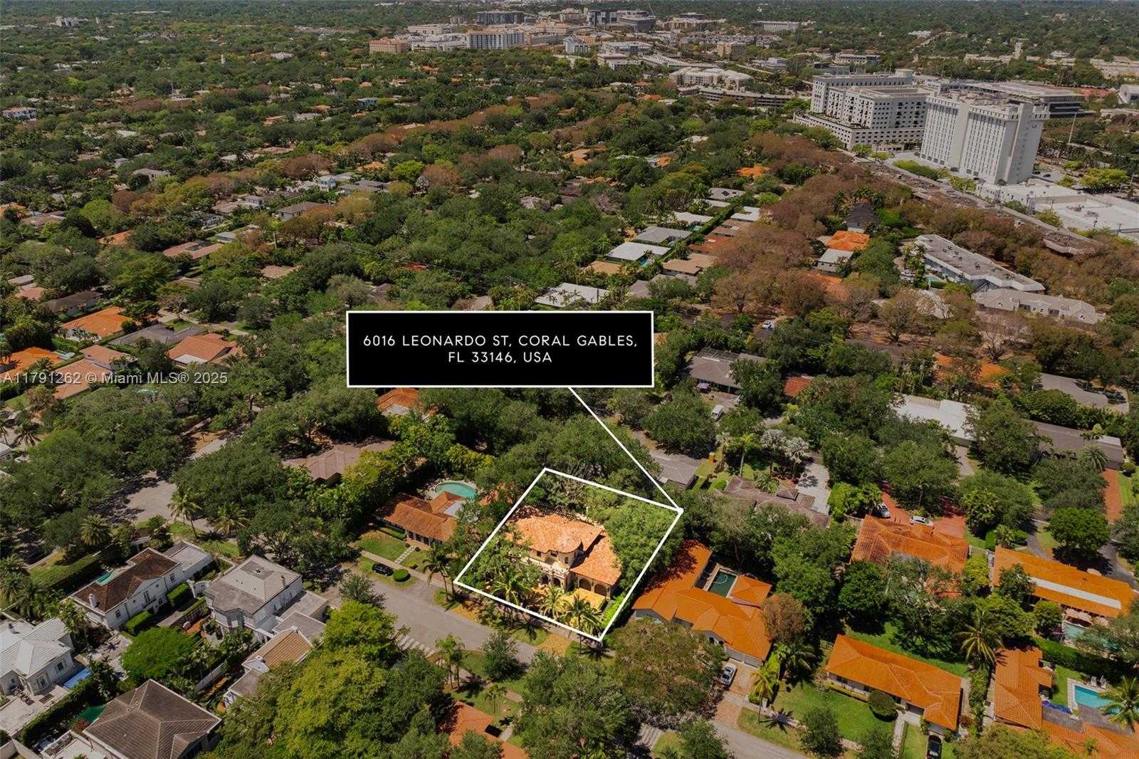 Small Image of 6016 LEONARDO ST, Coral Gables Number 44