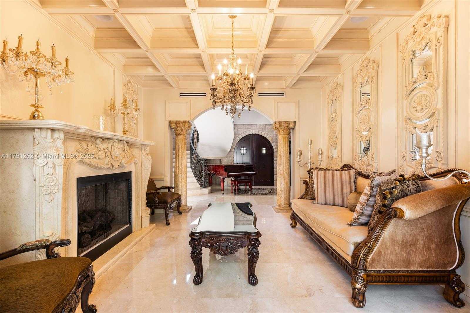 Small Image of 6016 LEONARDO ST, Coral Gables Number 6