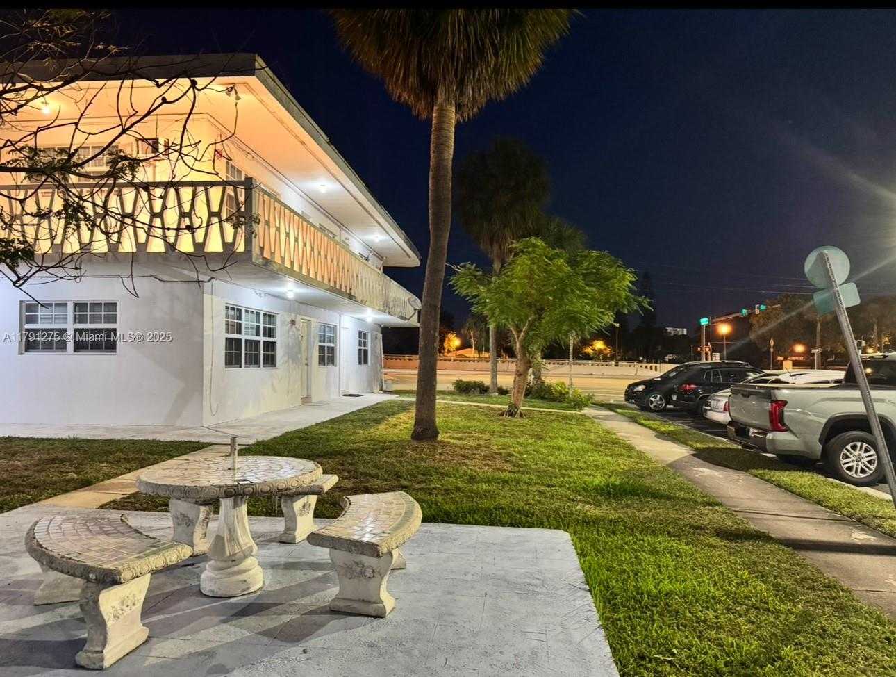 Small Image of 1471 NORTH EAST 170TH ST #119A, North Miami Beach Number 5
