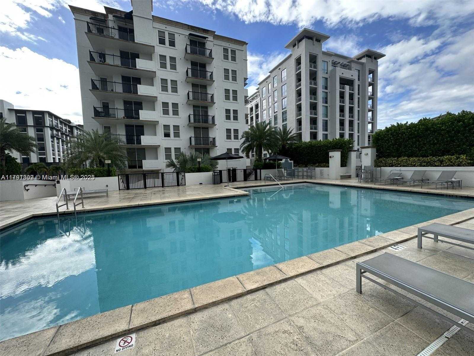 Small Image of 4100 SALZEDO ST #604, Coral Gables Number 21