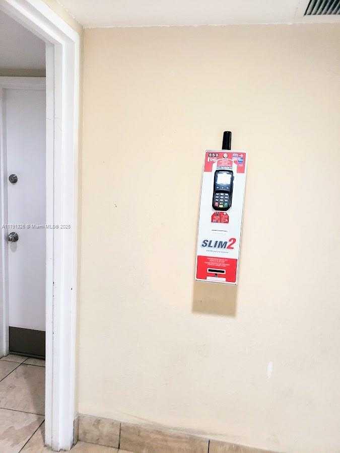 Small Image of 3101 NORTH COUNTRY CLUB DR #101, Aventura Number 42