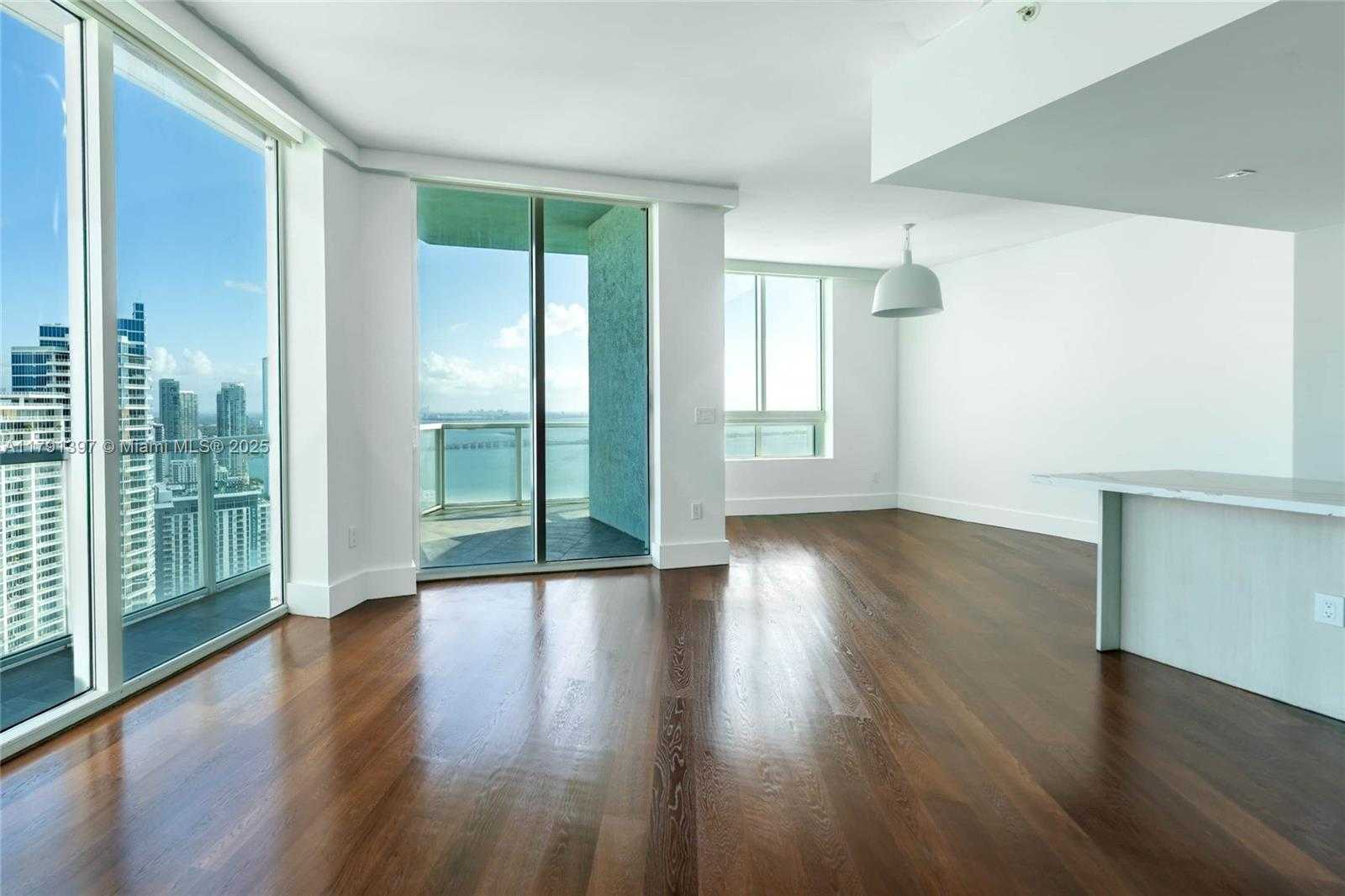 Small Image of 1900 NORTH BAYSHORE DR #4412, Miami Number 15