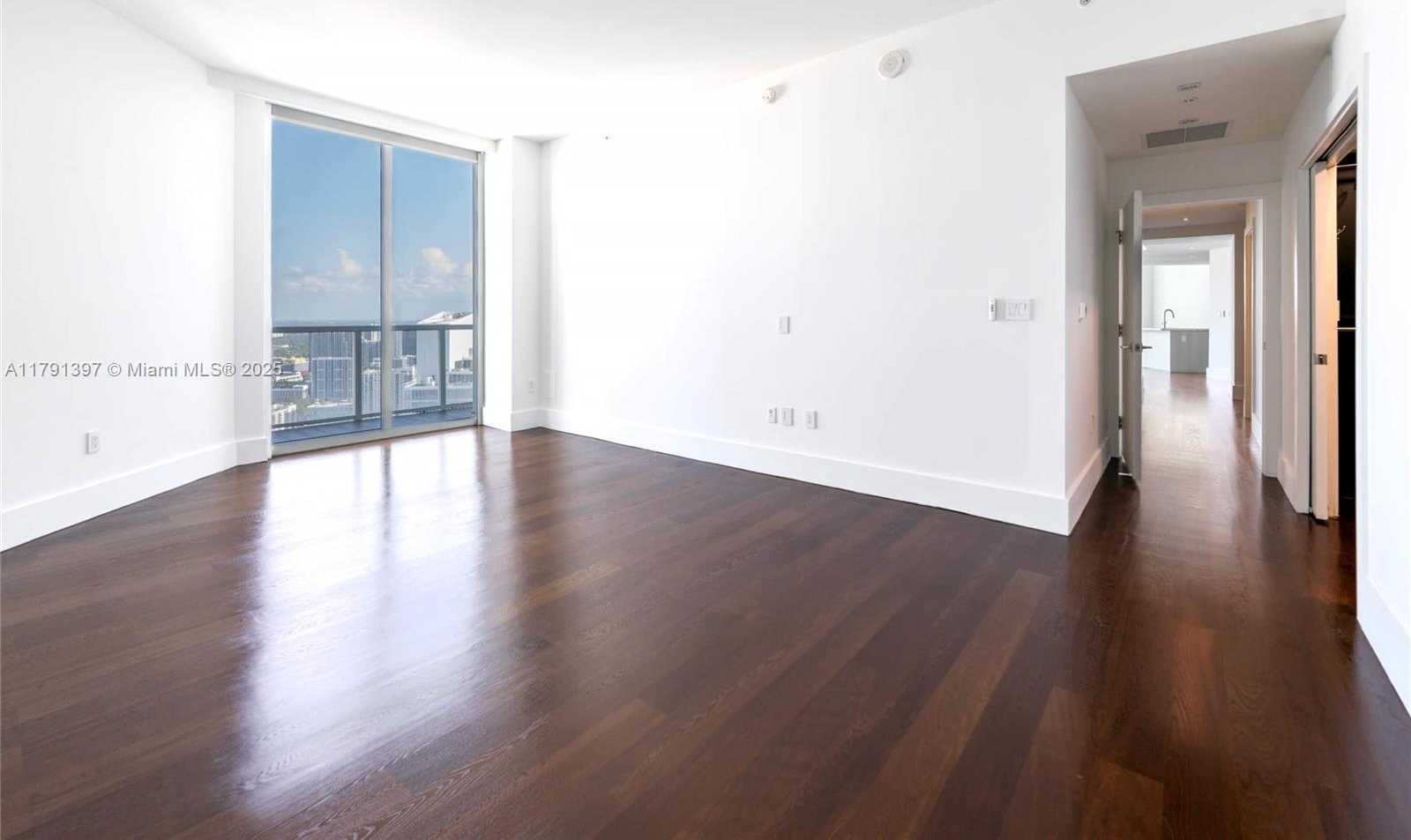 Small Image of 1900 NORTH BAYSHORE DR #4412, Miami Number 23