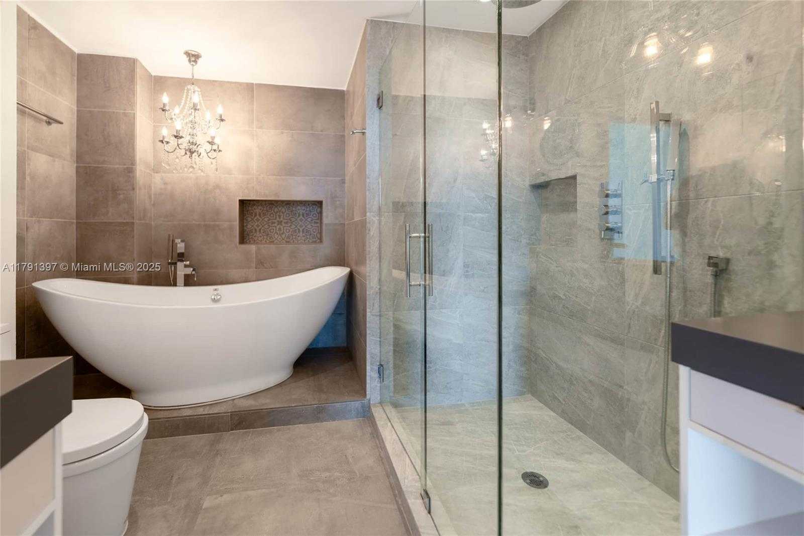 Small Image of 1900 NORTH BAYSHORE DR #4412, Miami Number 28