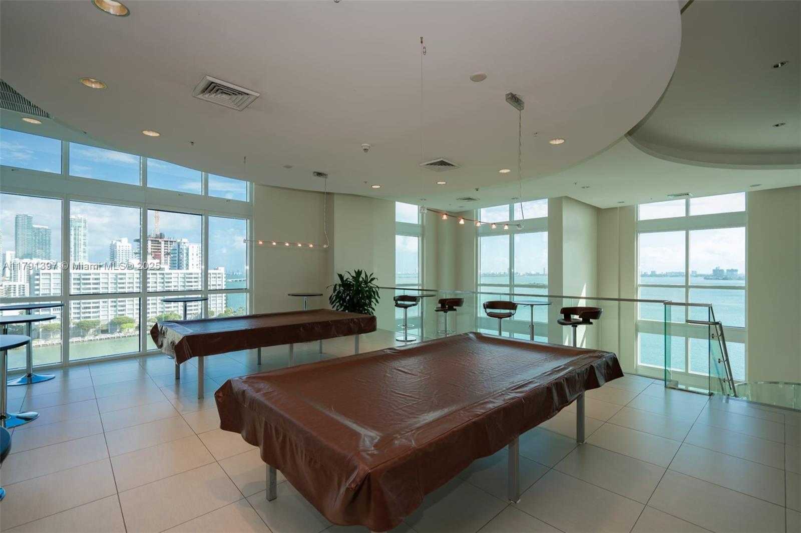 Small Image of 1900 NORTH BAYSHORE DR #4412, Miami Number 44