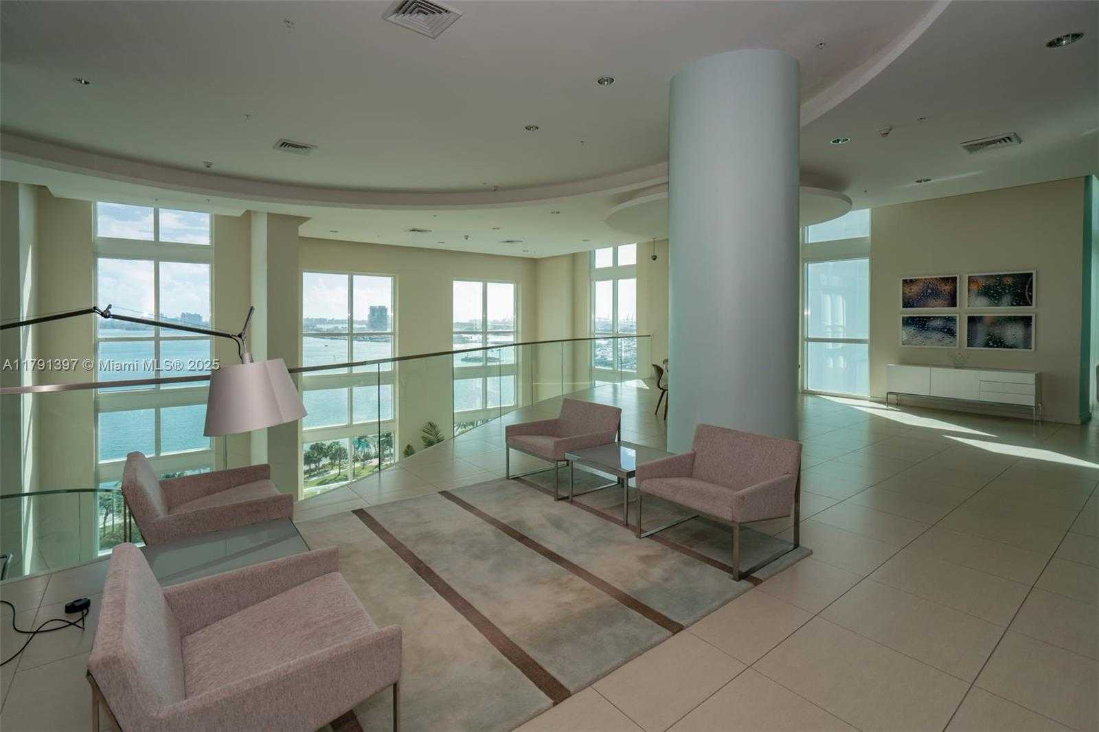 Small Image of 1900 NORTH BAYSHORE DR #4412, Miami Number 45