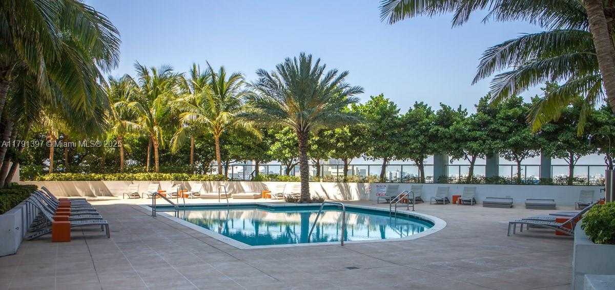 Small Image of 1900 NORTH BAYSHORE DR #4412, Miami Number 53
