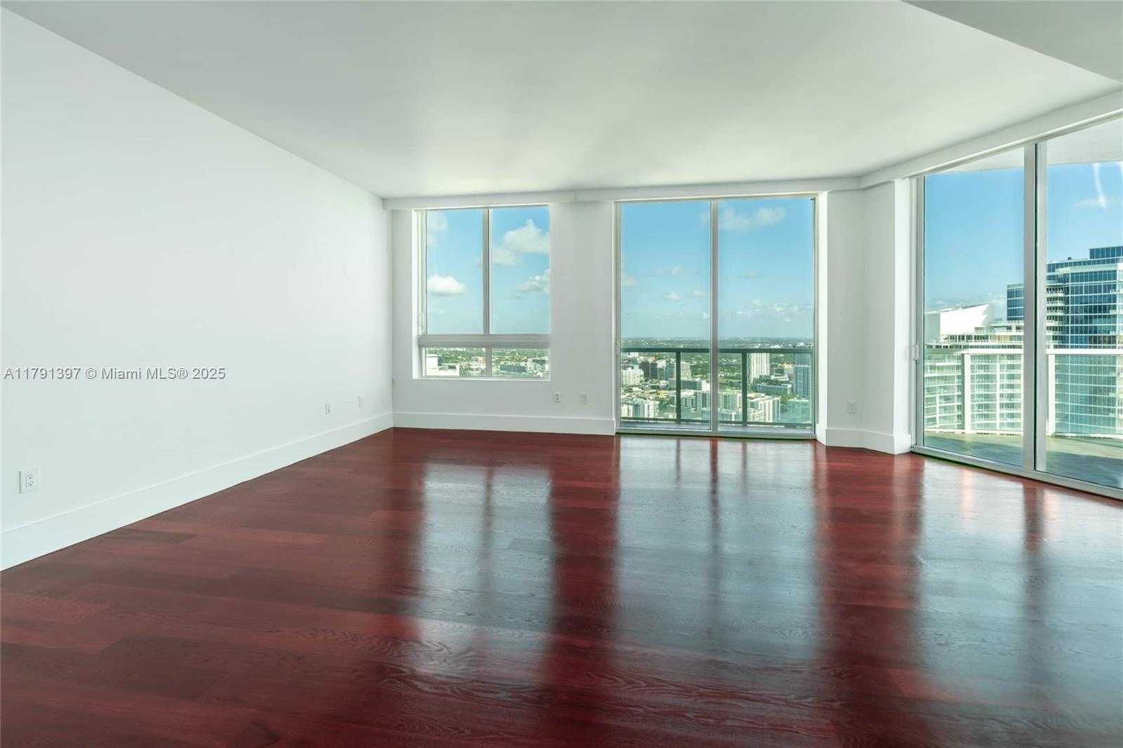 Small Image of 1900 NORTH BAYSHORE DR #4412, Miami Number 6