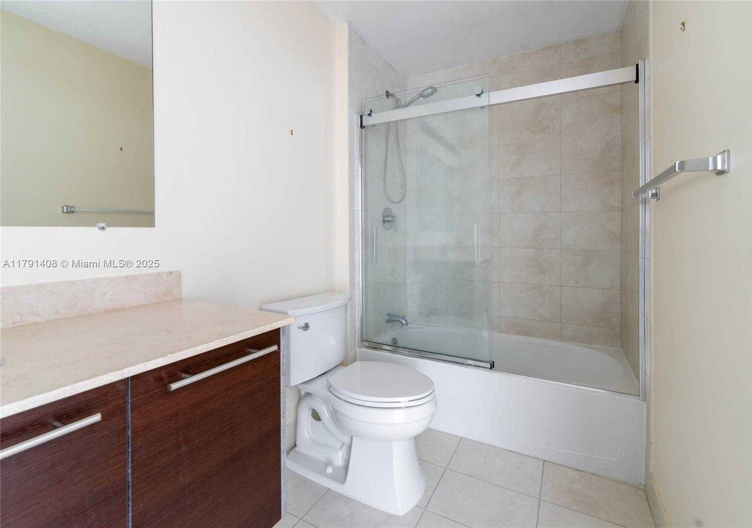 Small Image of 1900 NORTH BAYSHORE DR #4407, Miami Number 15