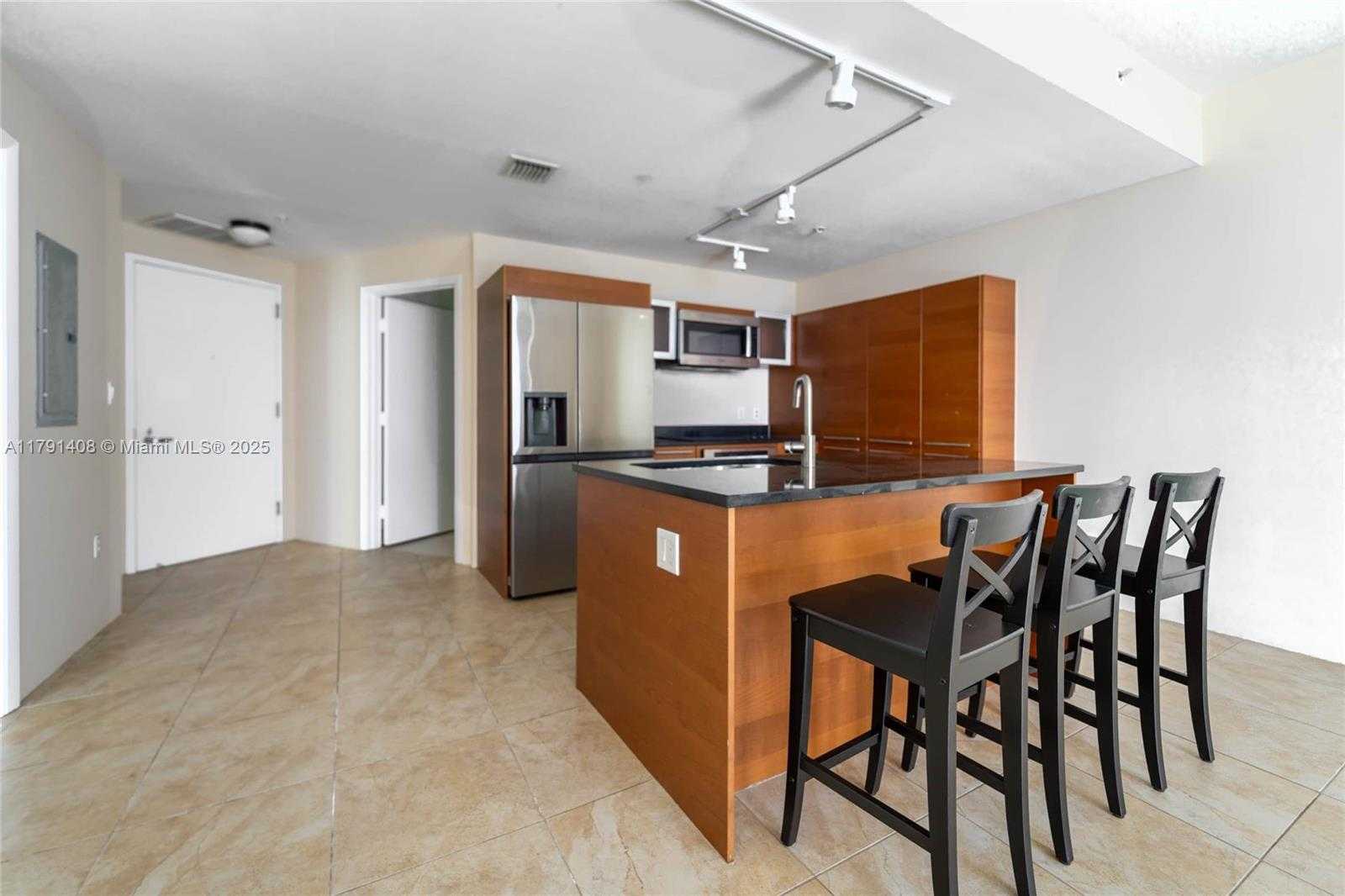 Small Image of 1900 NORTH BAYSHORE DR #4407, Miami Number 7