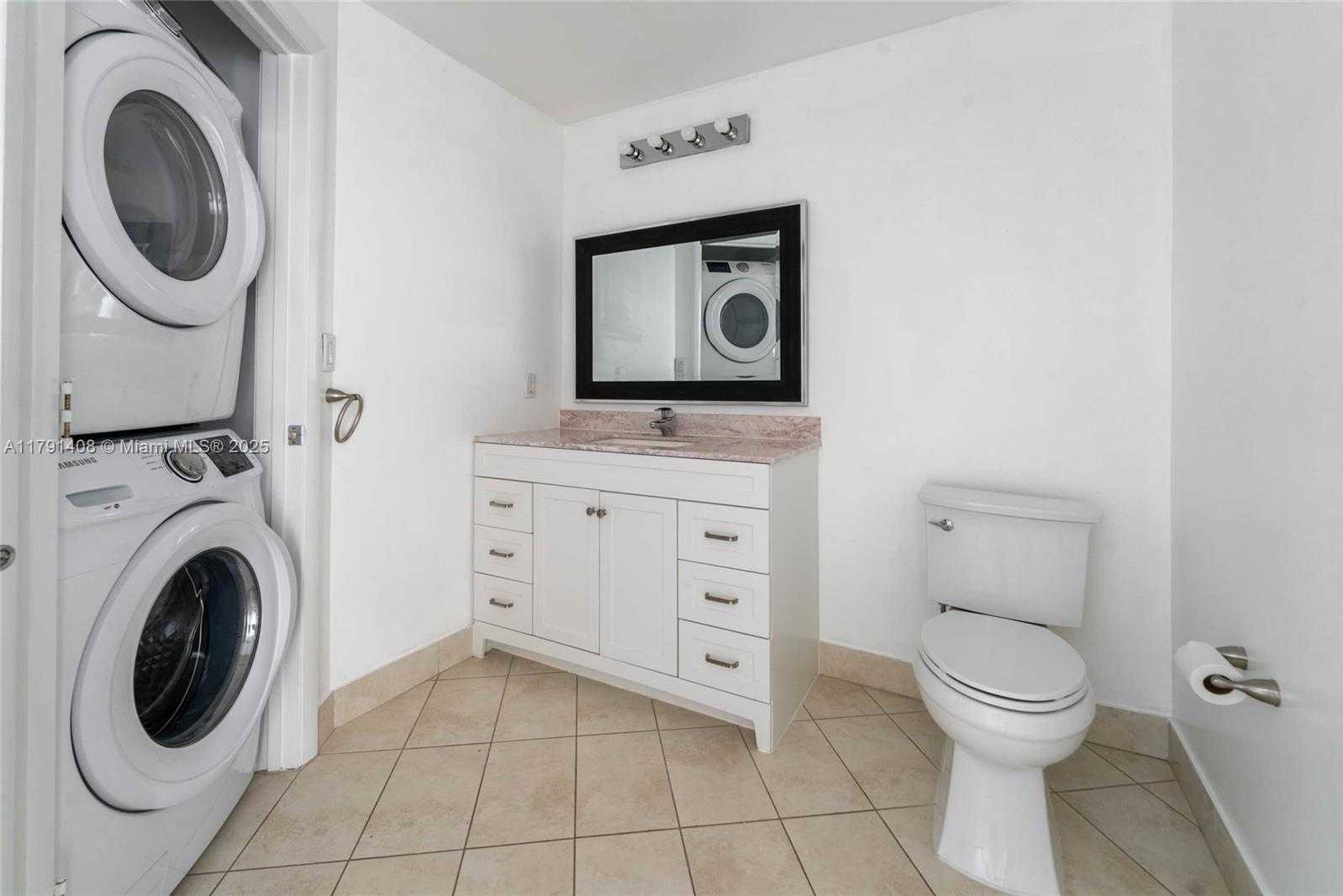 Small Image of 1900 NORTH BAYSHORE DR #4407, Miami Number 9