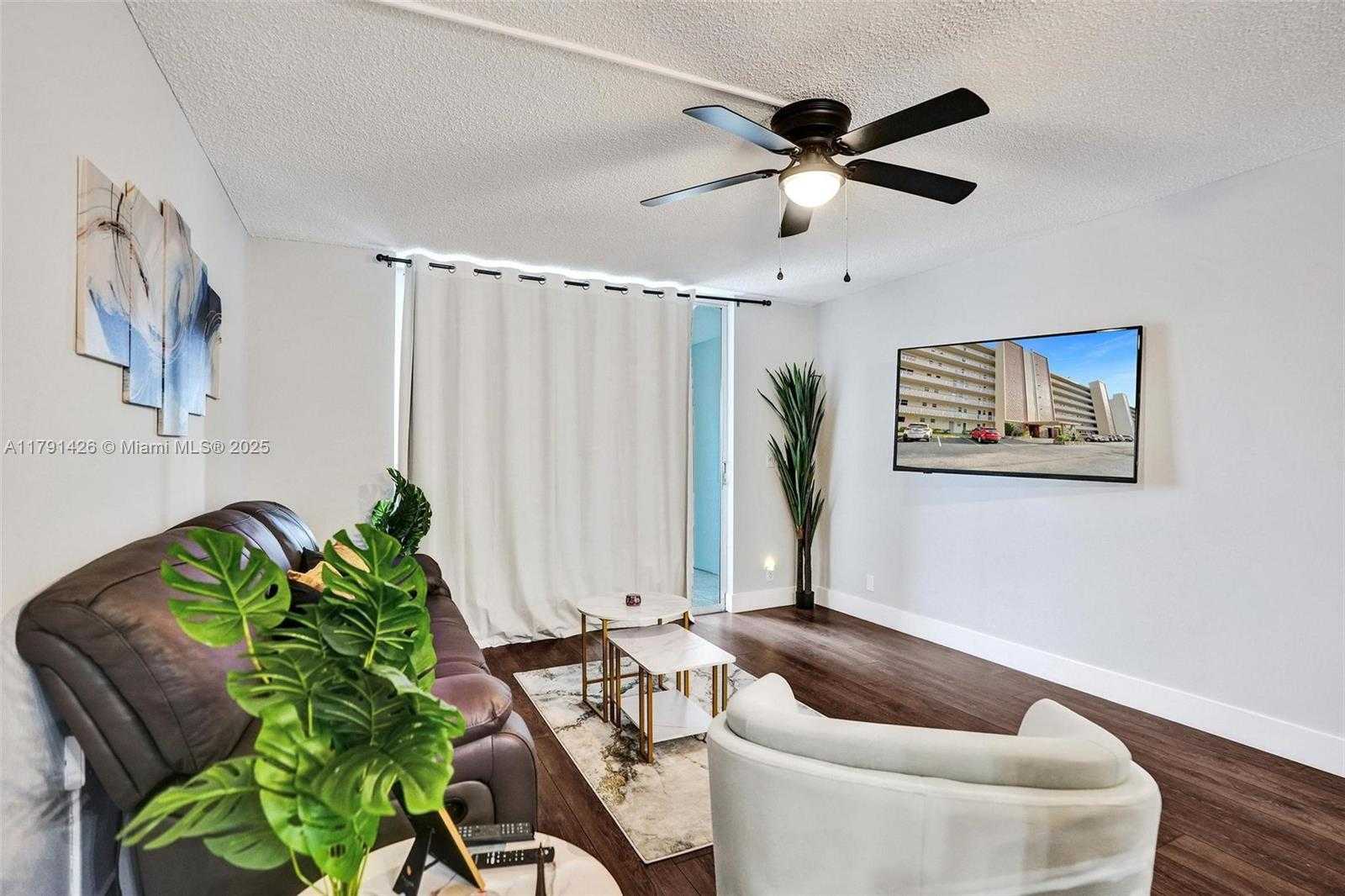 Small Image of 1001 NORTH EAST 14TH AVE #704, Hallandale Beach Number 13
