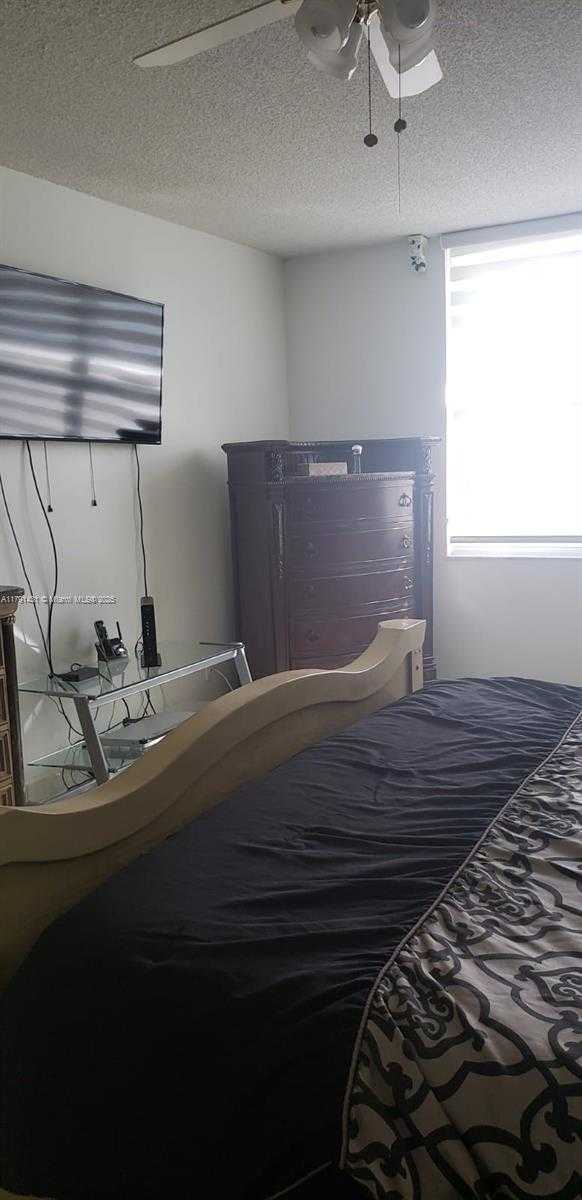 Small Image of 3725 SOUTH OCEAN DR #1208, Hollywood Number 12
