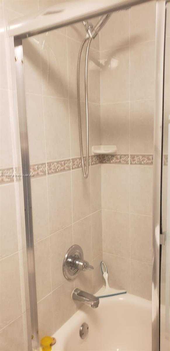 Small Image of 3725 SOUTH OCEAN DR #1208, Hollywood Number 14