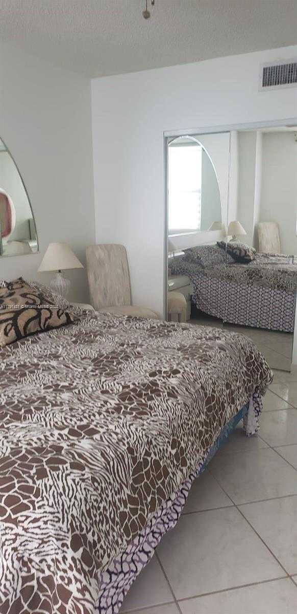Small Image of 3725 SOUTH OCEAN DR #1208, Hollywood Number 8