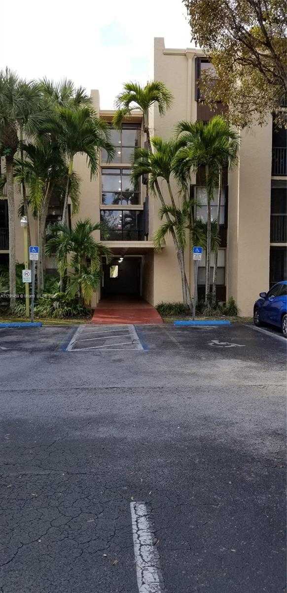 Small Image of 14201 NORTH KENDALL DR #212-D, Miami Number 10