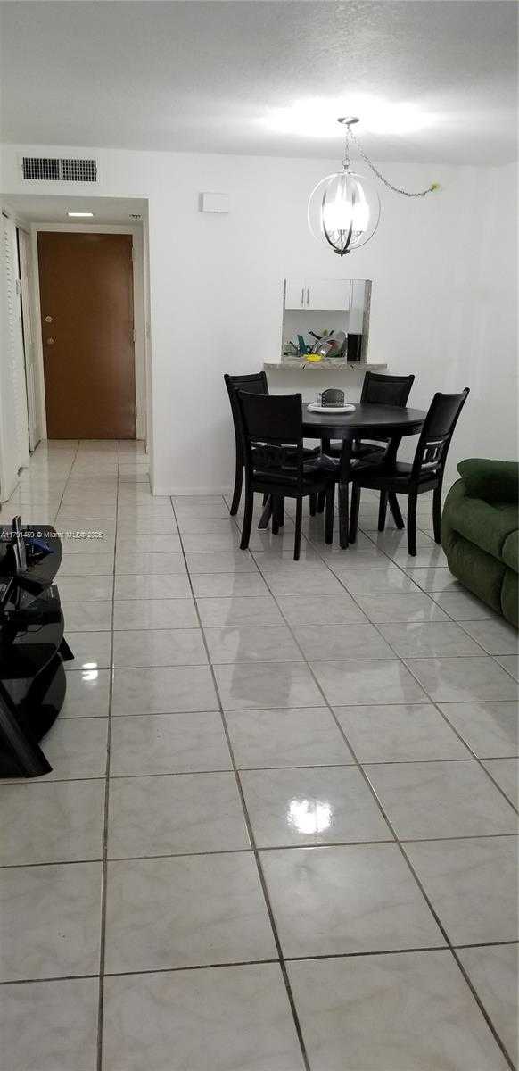 Small Image of 14201 NORTH KENDALL DR #212-D, Miami Number 40