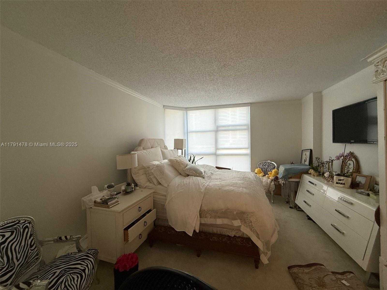 Small Image of 3530 MYSTIC POINTE DR #512, Aventura Number 10