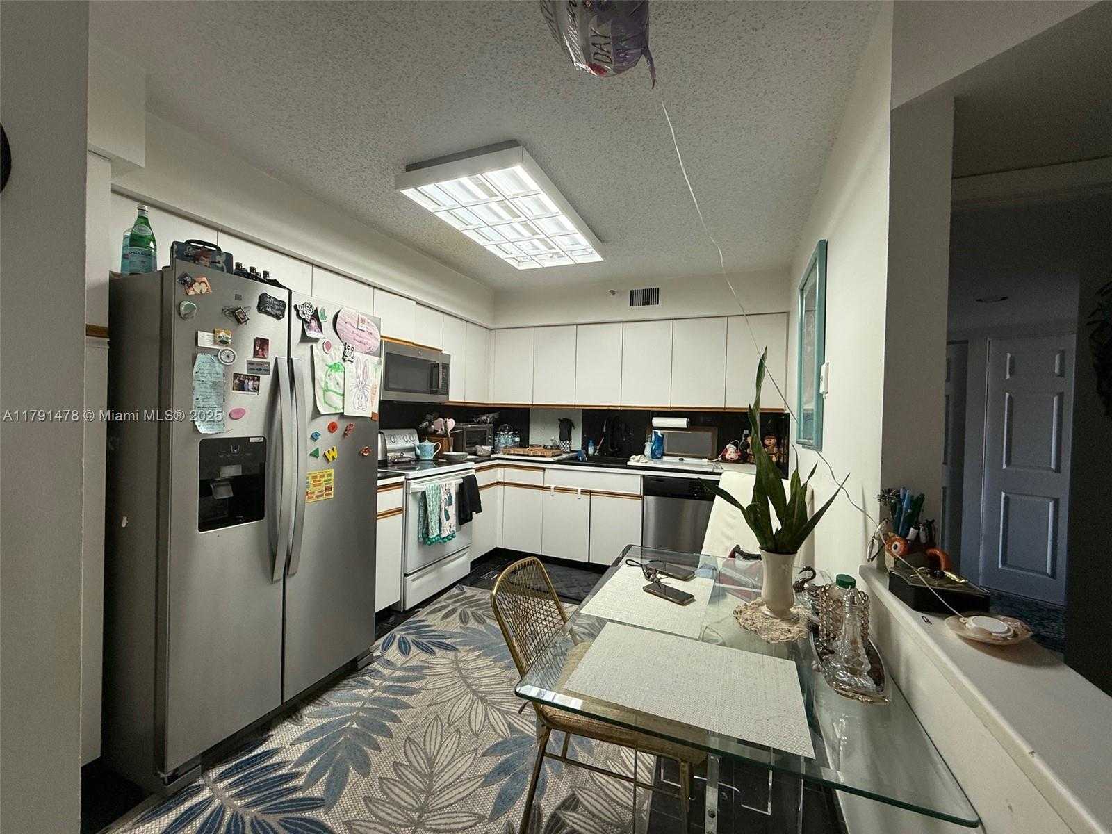 Small Image of 3530 MYSTIC POINTE DR #512, Aventura Number 8