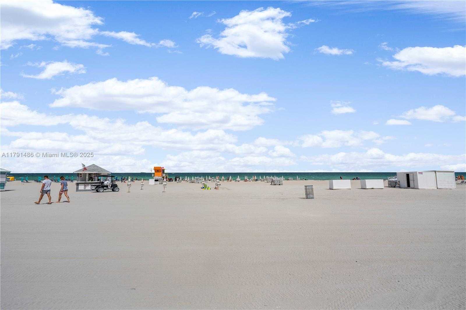 Small Image of 1500 OCEAN DR #810, Miami Beach Number 24