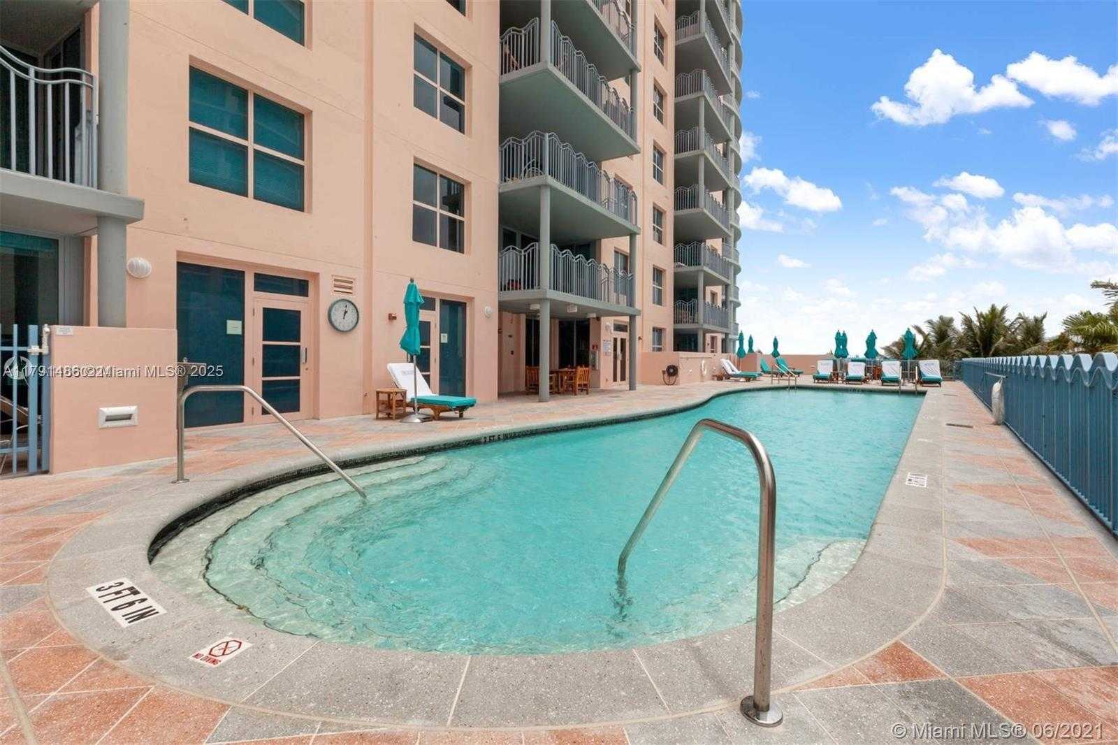 Small Image of 1500 OCEAN DR #810, Miami Beach Number 25