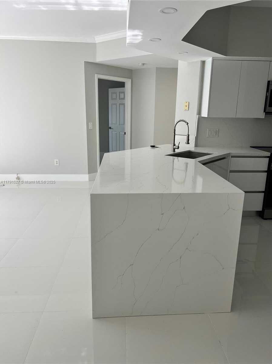 Small Image of 3115 NORTH EAST 184TH ST #4303, Aventura Number 18